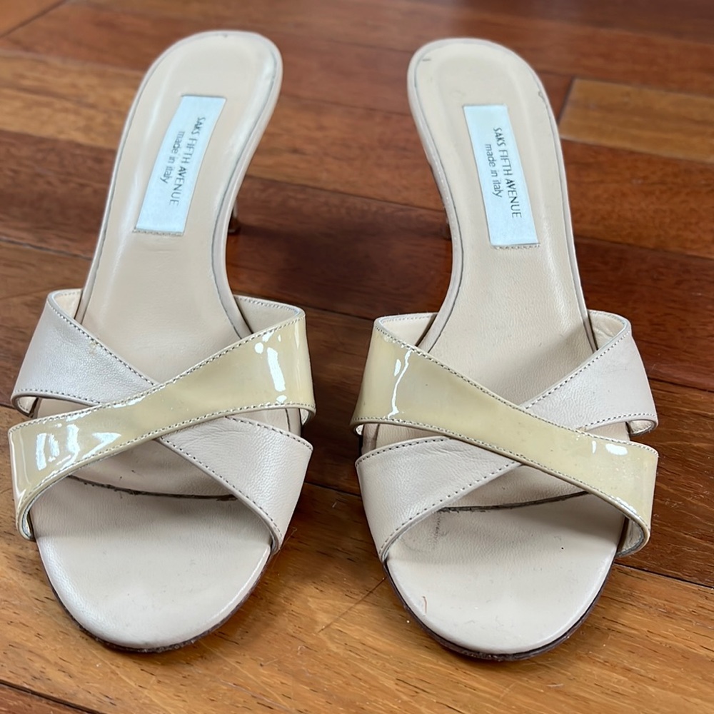Saks Fifth Avenue Heels (US 7) Made in Italy